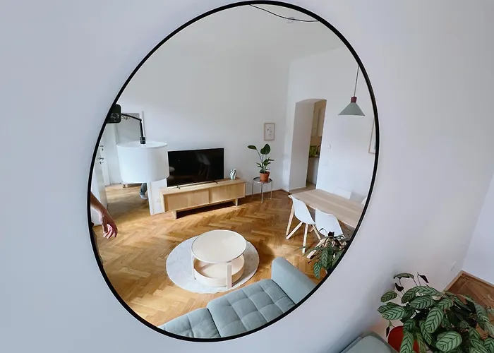 New Renovated 2br At Stadhalle Daire