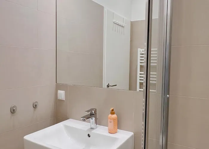 Daire New Renovated 2br At Stadhalle Viyana